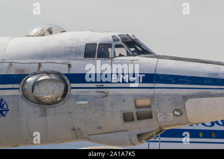 29 agosto 2019 MOSCA, RUSSIA: Russo forze aerospaziale - supersonico aerei passeggeri TU-144 - naso aguzzo di un aeroplano. Metà shot Foto Stock