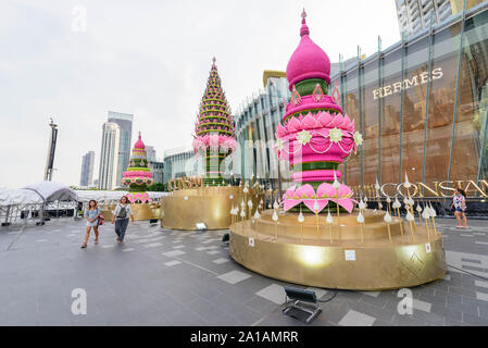 Bangkok, Tailandia - 17 Sep, 2019 : Al di fuori dell'icona Siam shopping centre in tempo di notte Foto Stock