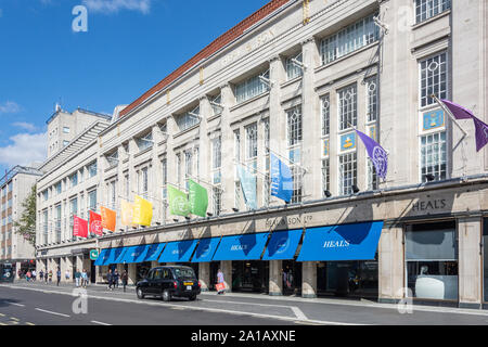 Guarire's department store, Tottenham Court Road, Fitzrovia, London Borough of Camden, Greater London, England, Regno Unito Foto Stock