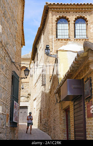TOLEDO, Spagna -22 Giu 2019- Vista del landmark Sinagoga di El Transito, ora un Museo Sefardita si trova a Toledo, Spagna. Foto Stock