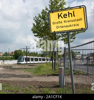 Strasburgo, grenzüberschreitende Strassenbahn a Kehl (BRD) Foto Stock