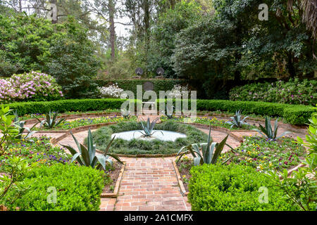 Il giardino segreto di piantagione a Killearn nel Alfred B. Mclay parco dello stato in Tallahassee, Florida è una splendida camera esterna. Foto Stock