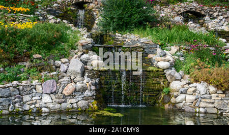 Cascate di tempo in giardino Banff Alberta Canada Foto Stock