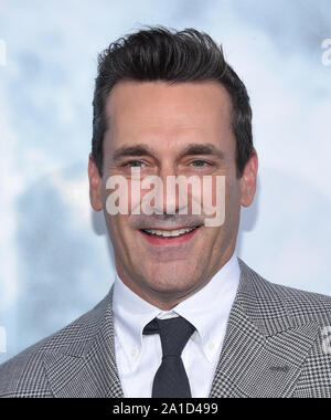 Settembre 25, 2019, Los Angeles, California, Stati Uniti d'America: Jon Hamm arriva per la premiere del film 'Lucy Nel Cielo' presso il teatro Zanuck. (Credito Immagine: © Lisa O'Connor/ZUMA filo) Foto Stock