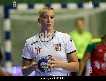 Olomouc, Repubblica Ceca. Xxv Sep, 2019. Michaela Konecna (Ceco) in azione durante il qualificatore per donne pallamano campionato europeo Czechia vs Portogallo a Olomouc, Repubblica ceca, 25 settembre 2019. Credito: Ludek Perina/CTK foto/Alamy Live News Foto Stock