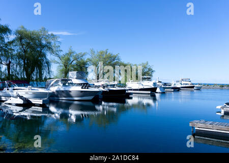 Canada Ontario, Collingwood, Yacht Club, una silenziosa mattina nella marina al Collingwood Lago Foto Stock