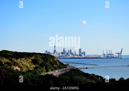 Vista della città di Auckland skyline dalla parte superiore del Bastion Point, Nuova Zelanda Foto Stock