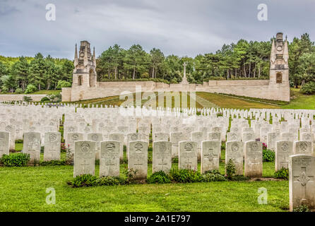 Etaples Prima Guerra Mondiale Cimitero militare di Etaples sulla parte settentrionale della costa francese, il più grande cimitero britannico in Francia con oltre 11.000 sepolture Foto Stock