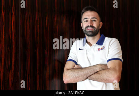 Gran Bretagna Martyn Rooney pone per fotografie durante una sessione multimediale al Movenpick Hotel West Bay, a Doha. Foto Stock