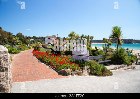 La colorata Winston Churchill Memorial Gardens at St Brelades, Jersey, Isole del Canale Foto Stock