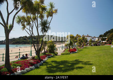 La colorata Winston Churchill Memorial Gardens at St Brelades, Jersey, Isole del Canale Foto Stock