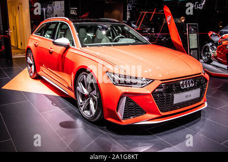 Francoforte, Germania, Sep 2019: Audi RS 6 Avant a IAA, C8, tip 5G, quarta generazione, 2020 anno modello, 4,0 L, V8 TFSI twin-turbo DOHC prodotta da Audi Foto Stock