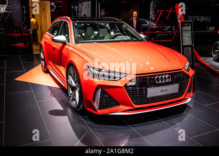 Francoforte, Germania, Sep 2019: Audi RS 6 Avant a IAA, C8, tip 5G, quarta generazione, 2020 anno modello, 4,0 L, V8 TFSI twin-turbo DOHC prodotta da Audi Foto Stock