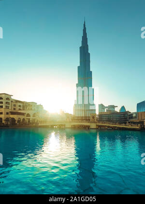 Dountown Burj Dubai closeup in estate. Dubai a maggio 2019. Foto Stock