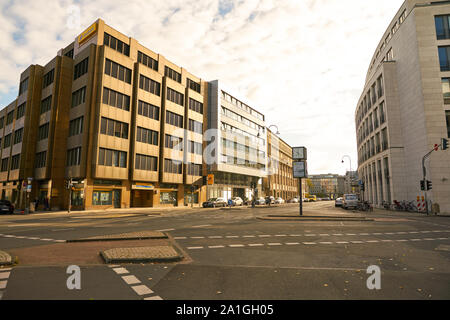 Colonia, Germania - circa ottobre, 2018: colonia paesaggio urbano nelle ore diurne. Foto Stock