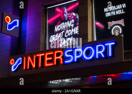 Gothenburg, Svezia. Xx Settembre, 2019. Il logo di Intersport visto a Kungsportavenyen a Göteborg. Credito: Karol Serewis SOPA/images/ZUMA filo/Alamy Live News Foto Stock