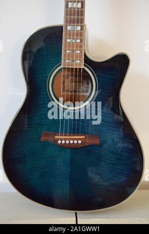 Ibanez AEF 30 acoustic guitar elettrico Foto Stock