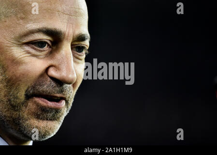 Torino, Italia. 26 Sep, 2019. Claudio Descalzi di Milano si affaccia su durante la serie di una partita di calcio tra Torino FC e AC Milan. Torino FC ha vinto 2-1 su AC Milano presso lo Stadio Olimpico Grande Torino, Torino, Italia, 26 settembre 2019 (foto di Alberto Gandolfo/Pacific Stampa) Credito: Pacific Press Agency/Alamy Live News Foto Stock