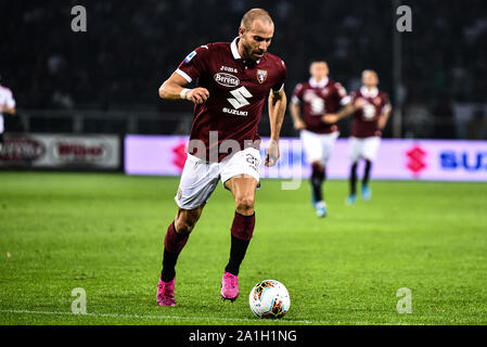 Torino, Italia. 26 Sep, 2019. Lorenzo De Silvestri del Torino FC in azione durante la serie di una partita di calcio tra Torino FC e AC Milan. Torino FC ha vinto 2-1 su AC Milano presso lo Stadio Olimpico Grande Torino, Torino, Italia, 26 settembre 2019 (foto di Alberto Gandolfo/Pacific Stampa) Credito: Pacific Press Agency/Alamy Live News Foto Stock
