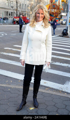 NEW YORK, NY - 22 novembre: Sandra Lee assiste 86Macy annuale per il giorno del Ringraziamento parata del Novembre 22, 2012 in New York City People: Sandra Lee Foto Stock