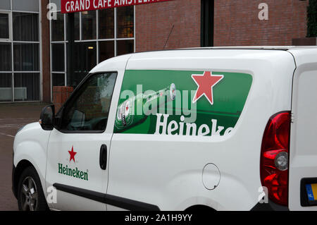 Birra Heineken auto aziendale a Amsterdam Paesi Bassi 2019 Foto Stock
