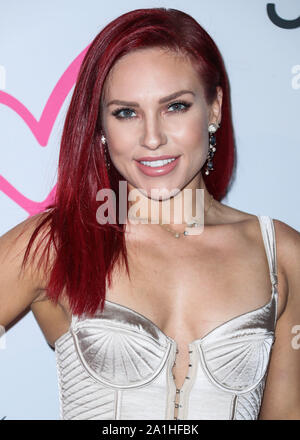 Beverly Hills, Stati Uniti. 26 Sep, 2019. BEVERLY HILLS, Los Angeles, California, Stati Uniti d'America - 26 settembre: Sharna Burgess arriva al Jockey x Victoria Arlen Collection lancio partito svoltasi a sessanta Beverly Hills il 26 settembre 2019 a Beverly Hills Los Angeles, California, Stati Uniti. (Foto di Xavier COLLIN/Image Press Agency) Credito: Image Press Agency/Alamy Live News Foto Stock