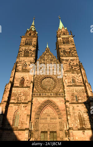 San Lorenzo (Chiesa di San Lorenz Kirche) di Norimberga, Baviera, Germania Foto Stock