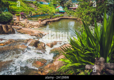 Bella cascata Camly In da Lat città, Foto Stock