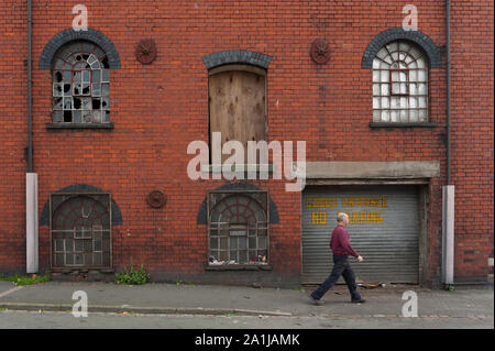 La recessione, Stoke-on-Trent, Gran Bretagna la vecchia casa di corte, Old Court Street, Tunstall, Stoke-on-Trent. Foto Stock
