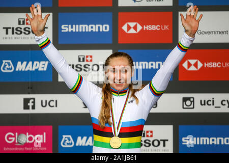 Harrogate, Regno Unito. Il 27 settembre 2019. Megan Jastrab degli USA prende d'oro nel 2019 i Mondiali di ciclismo su strada 2009 Womens Junior la gara su strada. Settembre 27, 2019 Dan-Cooke credito/Alamy Live News Foto Stock