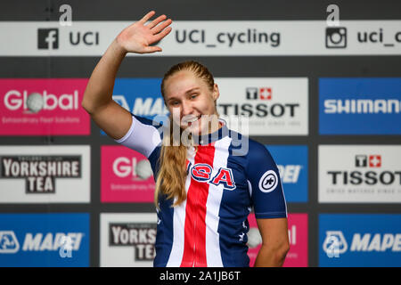 Harrogate, Regno Unito. Il 27 settembre 2019. Megan Jastrab degli USA prende d'oro nel 2019 i Mondiali di ciclismo su strada 2009 Womens Junior la gara su strada. Settembre 27, 2019 Dan-Cooke credito/Alamy Live News Foto Stock