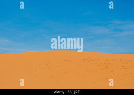 Il deserto Rosso in Vietnam all'alba. Sembra un deserto freddo su Marte Foto Stock