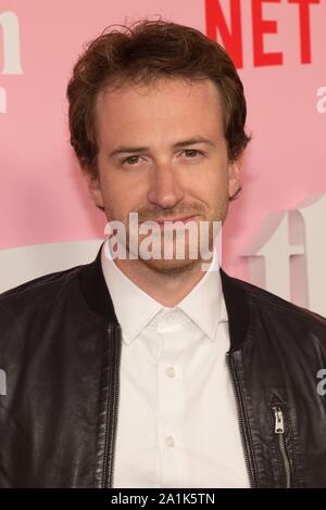 Joseph Mazzello presso gli arrivi per il candidato Premiere su Netflix, DGA New York Theatre di New York, NY Settembre 26, 2019. Foto di: Jason Smith/Everett Collection Foto Stock