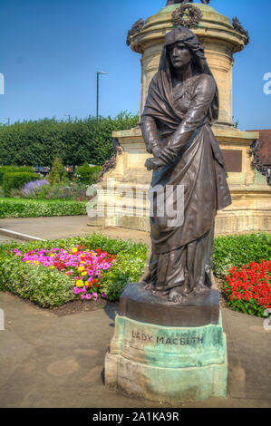 Statua di William Shakespears Lady Macbeth in giardini Bancraft Stratford-Upon-Avon Regno Unito Foto Stock