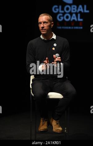 Chris Martin alla conferenza stampa per il cittadino globale Obiettivo: Vivi il sogno possibile 2020 della campagna di lancio, St. Ann's Warehouse, Brooklyn, NY Settembre 26, 2019. Foto di: Kristin Callahan/Everett Collection Foto Stock