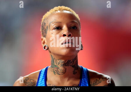 Stati Uniti d'America's Inika McPherson compete in Donne Salto in alto durante il primo giorno della IAAF Campionati del Mondo Al Khalifa International Stadium, Doha, Qatar. Foto Stock