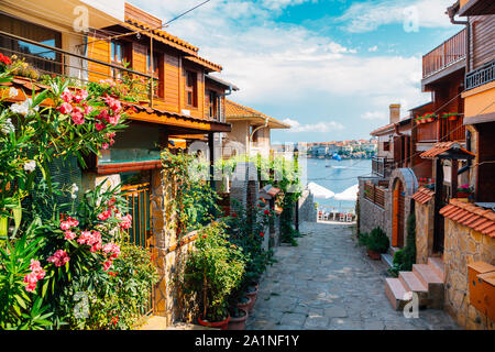 Mar Nero e la vecchia città di Sozopol, Bulgaria Foto Stock