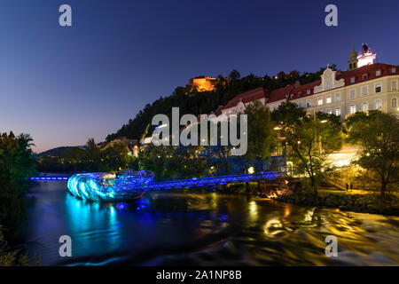 Graz: fiume Mur, isola Murinsel, Clock Tower, in Austria, Steiermark, Stiria, Regione Graz Foto Stock