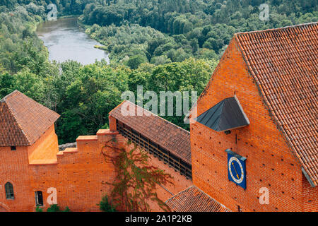 Castello Turaida rovine medievali a Sigulda, Lettonia Foto Stock