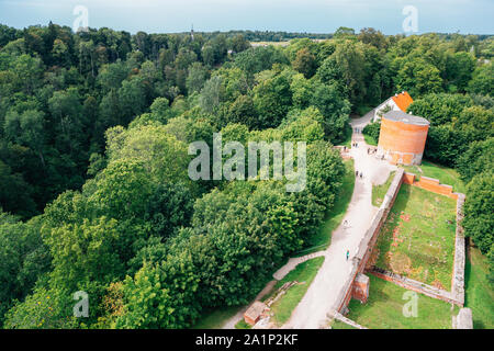 Castello Turaida rovine medievali a Sigulda, Lettonia Foto Stock