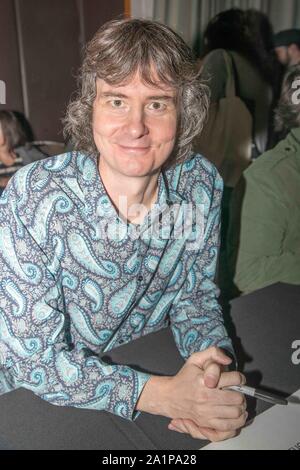 Londra, Regno Unito. 28 Sep, 2019. Gli autori di thriller raccolte in questo anno il crimine capitale Festival. Antti Tuomainen al crimine scrittori' dell'evento. Credito: Uwe Deffner/Alamy Live News Foto Stock