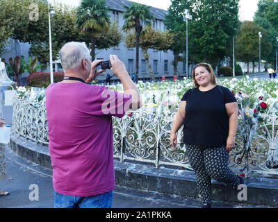 Lourdes, 3° centro mondiale di pellegrinaggio cristiano, dopo Roma e Jérusalem e primo cattolico francese centro di pellegrinaggio Foto Stock