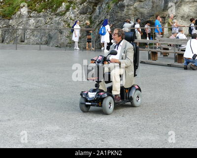 Lourdes, 3° centro mondiale di pellegrinaggio cristiano, dopo Roma e Jérusalem e primo cattolico francese centro di pellegrinaggio Foto Stock