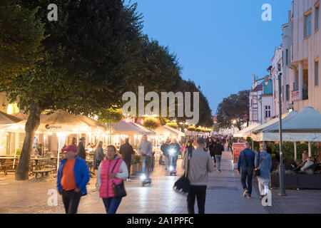 Zona pedonale di eroi di Monte Cassino Street (ulica Bohaterow Monte Cassino Monciak) in Sopot, Polonia. 26 settembre 2019 © Wojciech Strozyk / Alam Foto Stock