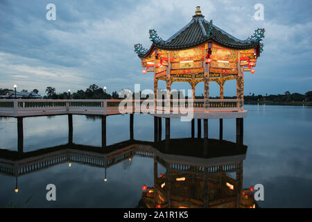 San chao pu ya Udon Thani a Nong Bua parco pubblico. Thailandia. Foto Stock