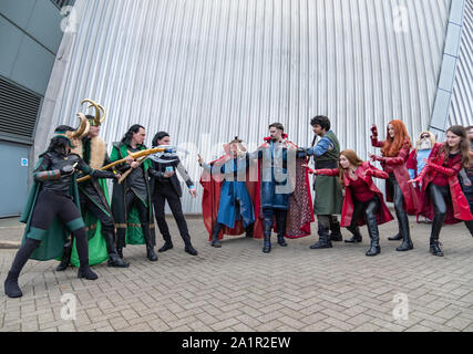 Glasgow, Scotland, Regno Unito. 28 Sep, 2019. Cosplayers frequentando il MCM Comic Con tenutasi presso la SEC Center. Credito: Berretto Alamy/Live News Foto Stock