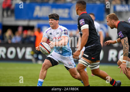 Londra, Regno Unito. 28 Sep, 2019. James Philips della vendita di squali in azione durante la Premiership Rugby Cup match tra Saraceni e vendita gli squali nel Parco di Allianz su Sabato, 28 settembre 2019. Londra Inghilterra . (Solo uso editoriale, è richiesta una licenza per uso commerciale. Nessun uso in scommesse, giochi o un singolo giocatore/club/league pubblicazioni.) Credito: Taka G Wu/Alamy Live News Foto Stock