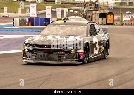 Concord, North Carolina, Stati Uniti d'America. 28 Sep, 2019. 3 Austin Dillon durante la prima sessione di prove libere per la NASCAR Monster Energy Cup sessantesimo annuale di Bank of America ROVAL 400 il 27 settembre 2019 a Charlotte Motor Speedway strada nel corso della concordia, North Carolina Credit: Ed Clemente/ZUMA filo/Alamy Live News Foto Stock