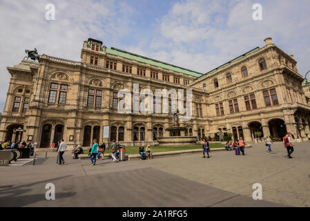 Opera House di Vienna Foto Stock
