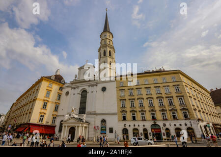 Michaelskirche chiesa più antica di Vienna Foto Stock